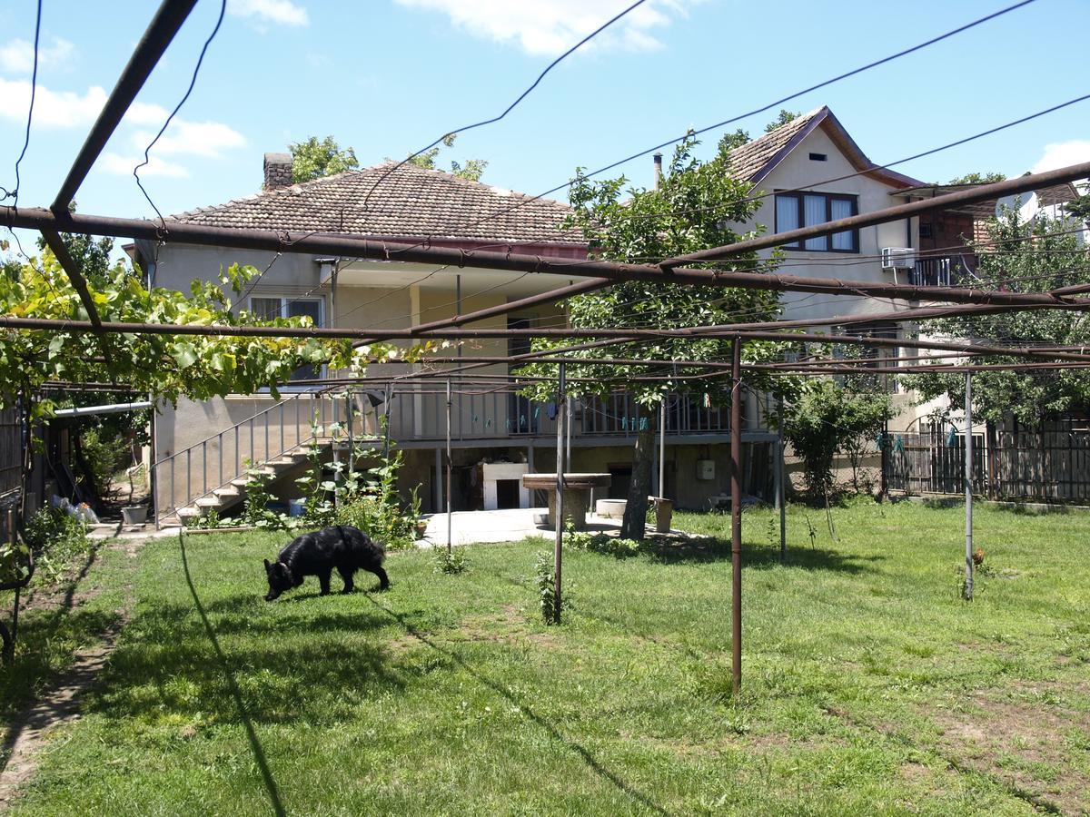 Guest House Ebralidze Mtsʼkhetʼa Esterno foto